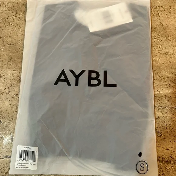 AYBL EMPOWER SEAMLESS LONG SLEEVE CROP TOP - Cocoa Brown - S - Picture 15 of 15